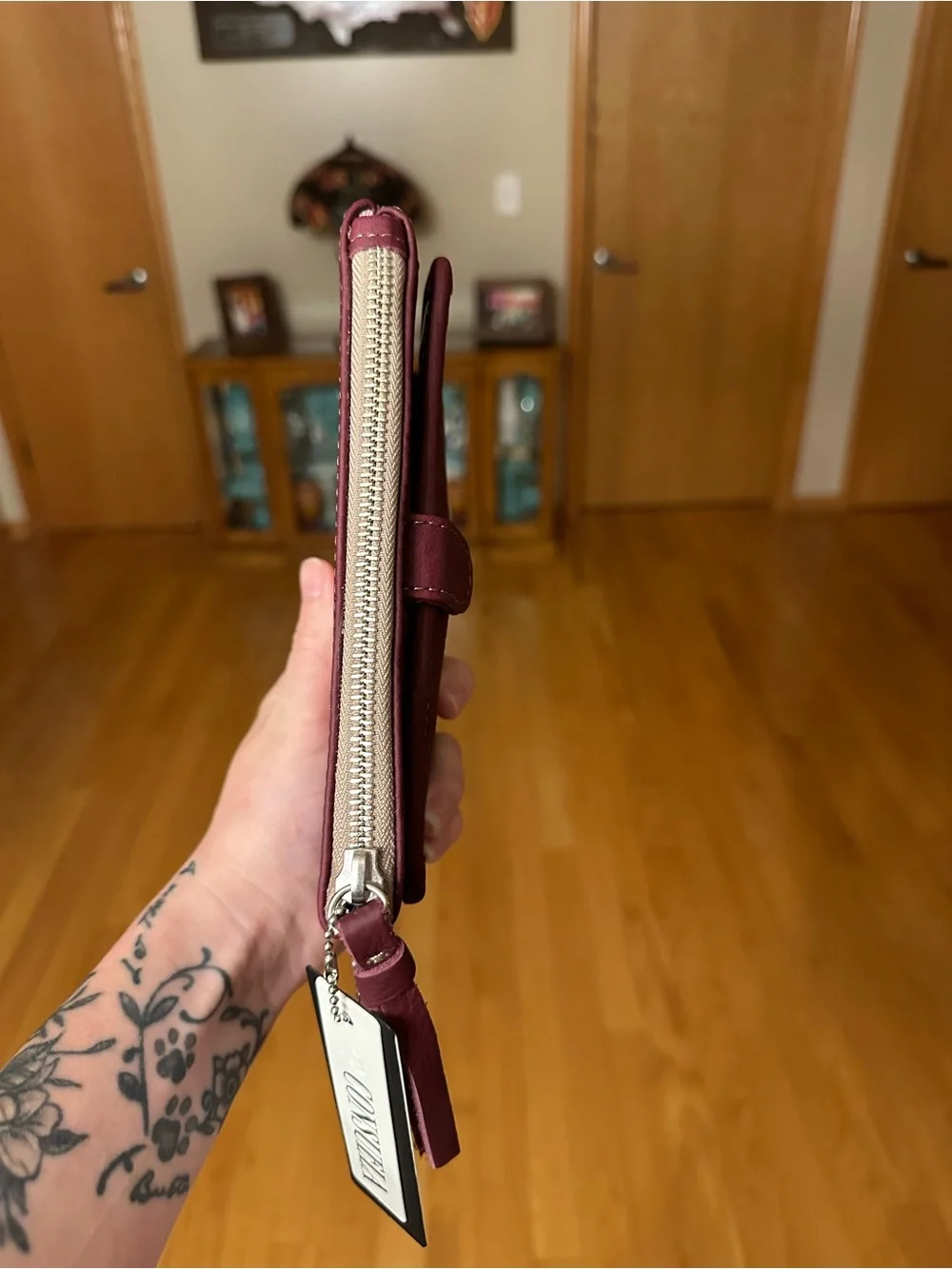 Consuela plum slim wallet - Picture 5 of 7